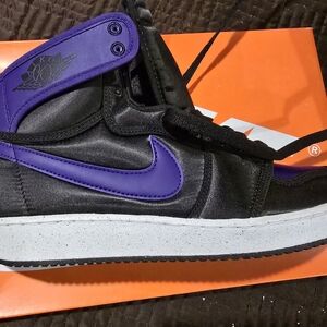 Nike Black and Purple Athletic Shoes